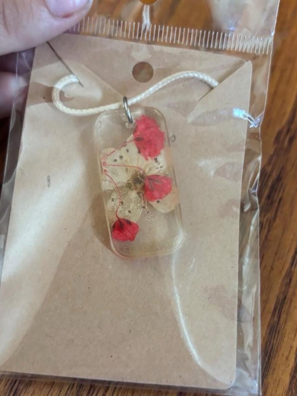 Handmade Queen Anne’s Lace Verbena Baby’s Breath Flower Preserved Resin Necklace